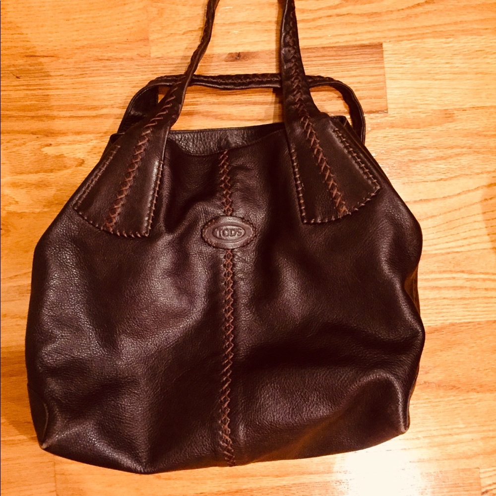 Large Tods purse in chocolate brown